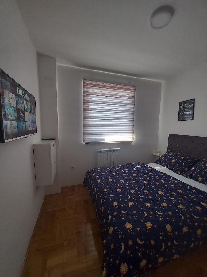 Apartman Victoria Lukavica Exterior photo